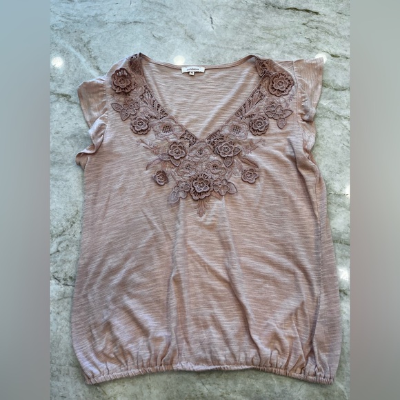Sundance blush pink flutter-sleeve embroidered V-neck‎ blouse (M) Cottagecore - Picture 3 of 9
